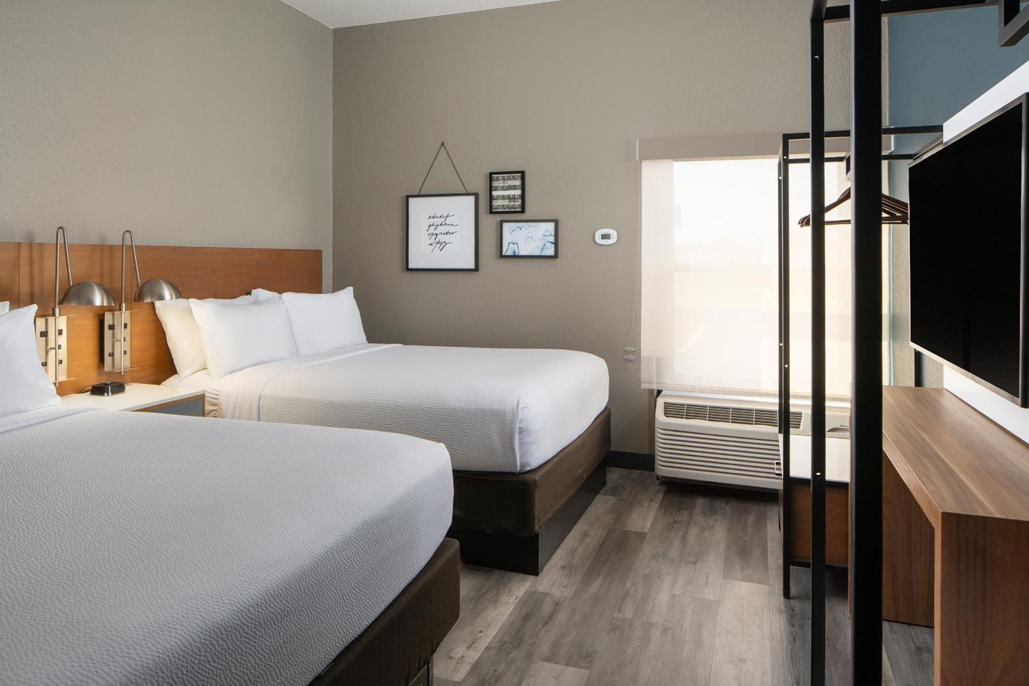 Four Points By Sheraton Alexandria Exterior photo